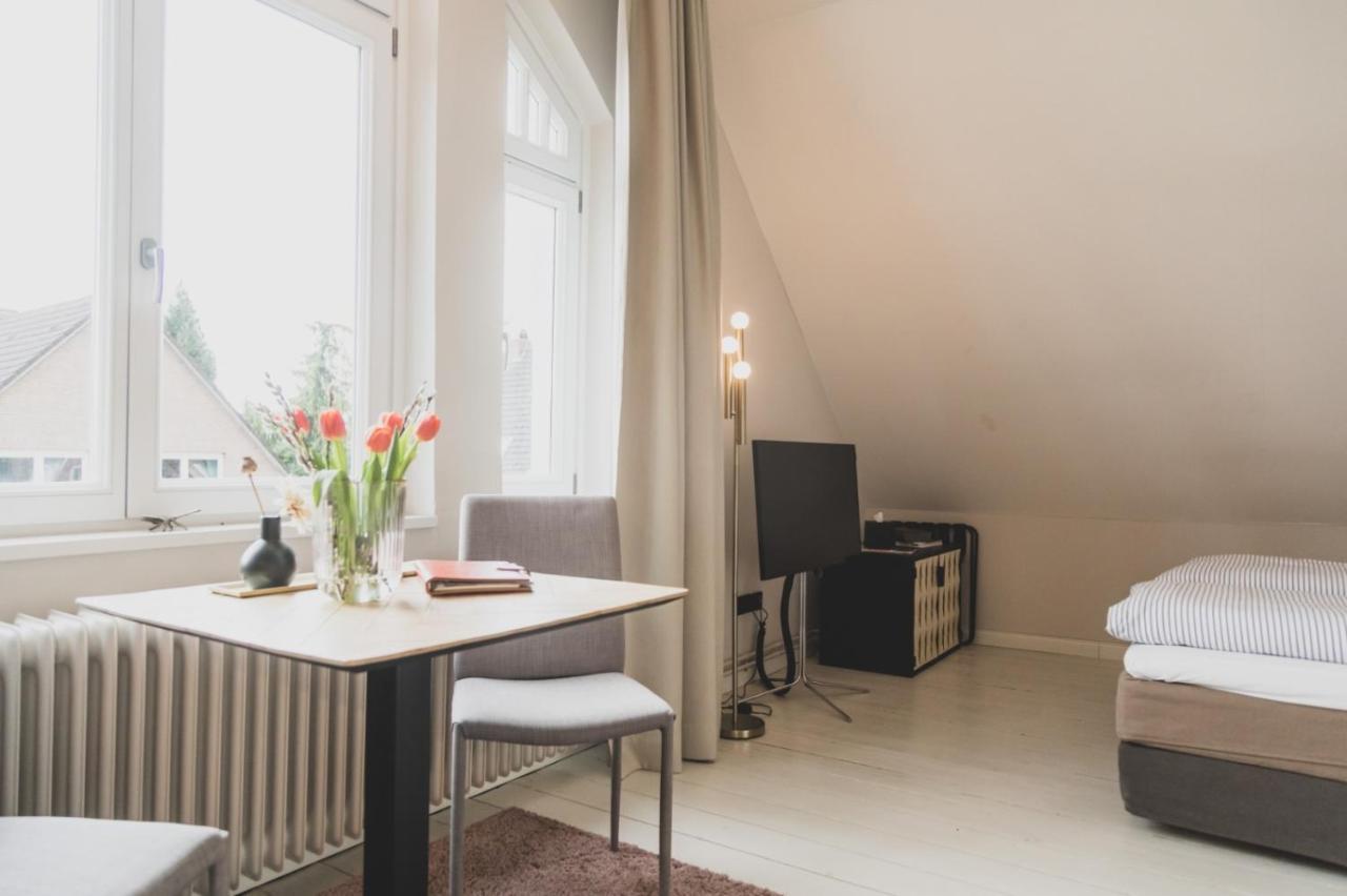 Logierhaus M Lägenhet Esens Exteriör bild