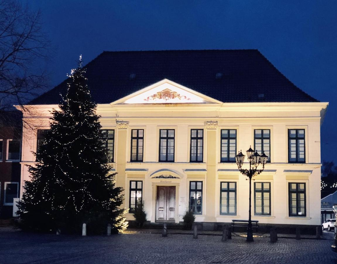 Logierhaus M Lägenhet Esens Exteriör bild